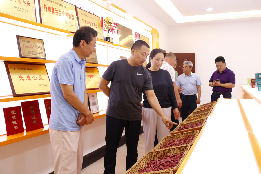 微信图片_20180620120228_副本.jpg